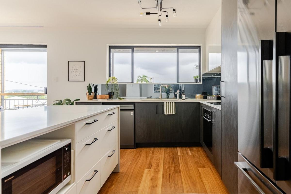 Value With View Sleeps 7 * Brisbane