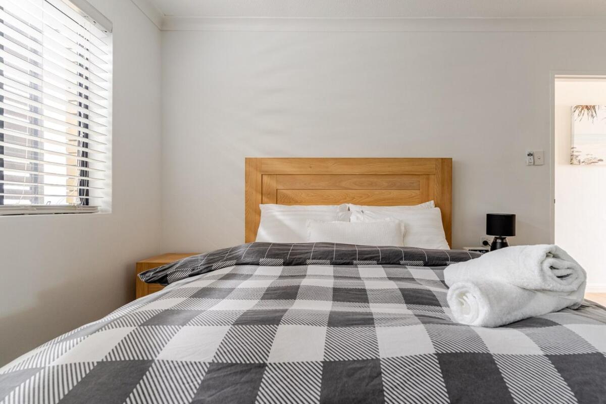 Value With View Sleeps 7