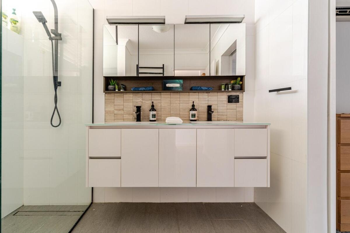 Value With View Sleeps 7 *